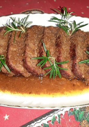 Foto di Polpettone semplice di carne