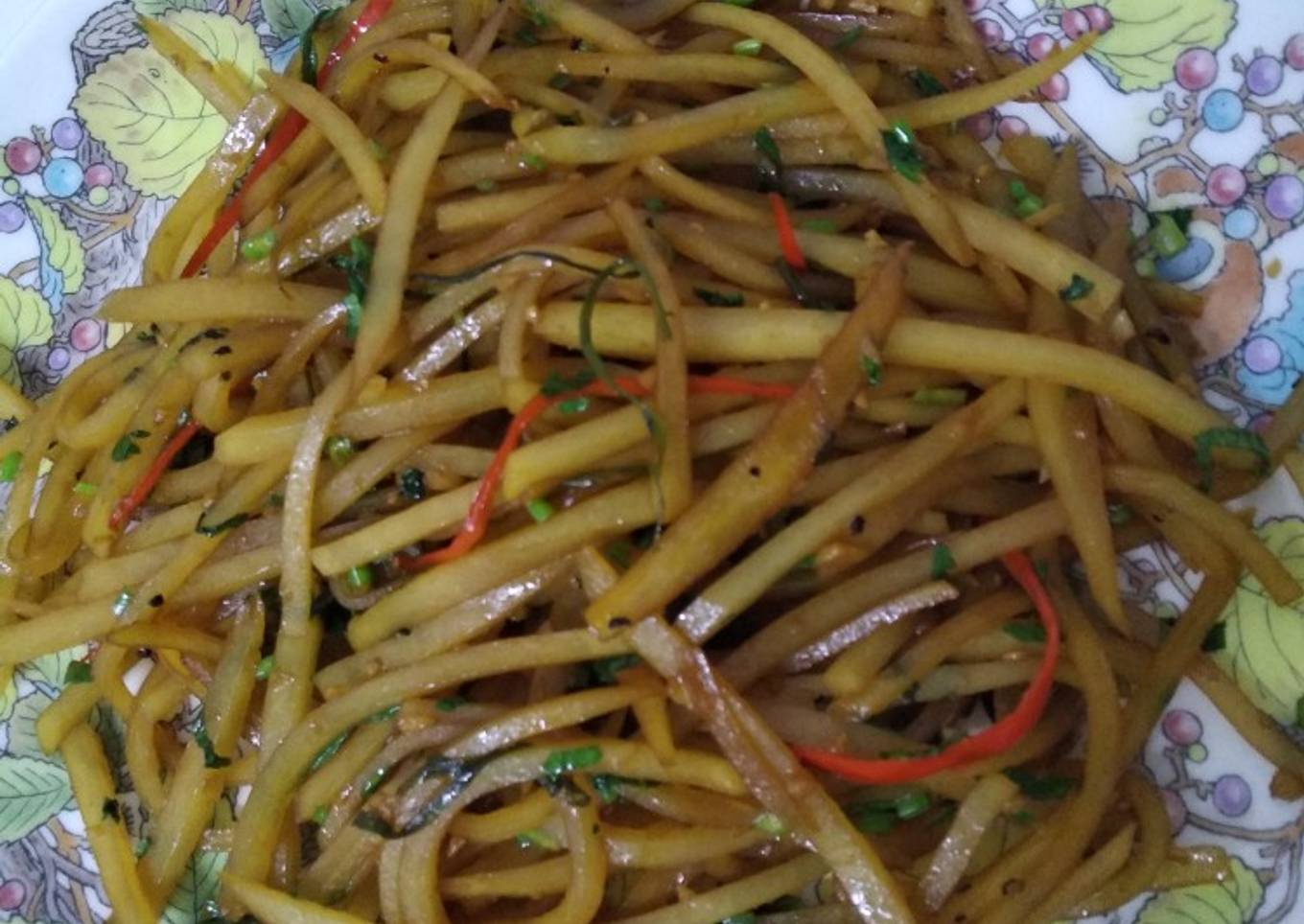 Hot n sour potato shreds