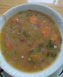 Sopa especial de codillos y frijoles