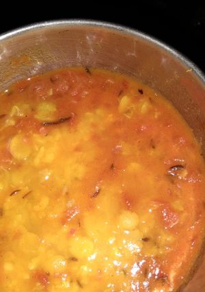 A picture of Dal fry.