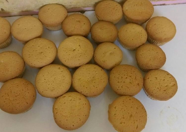 Easiest Way to Prepare Perfect Lemon and orange cupcakes#cupcake challenge