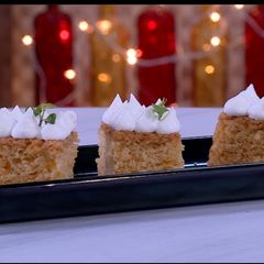 A picture of Orange Cinnamon Squares.