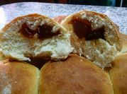Una foto de pan dulce membrillo