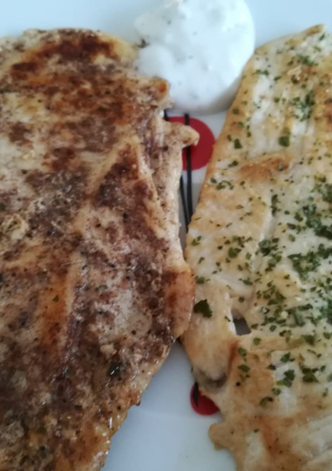Una foto de Pechuga de pollo a los dos sabores