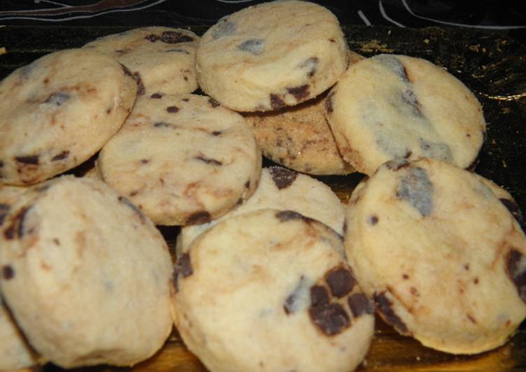 Polvorones de maní y chocolate