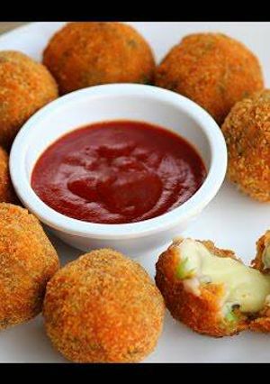 A picture of Chicken Cheese Ball.