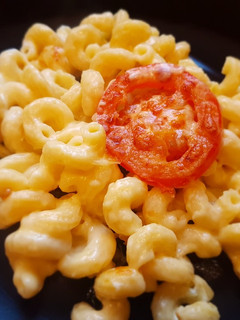 Cheddar sajtos tészta recept fotója