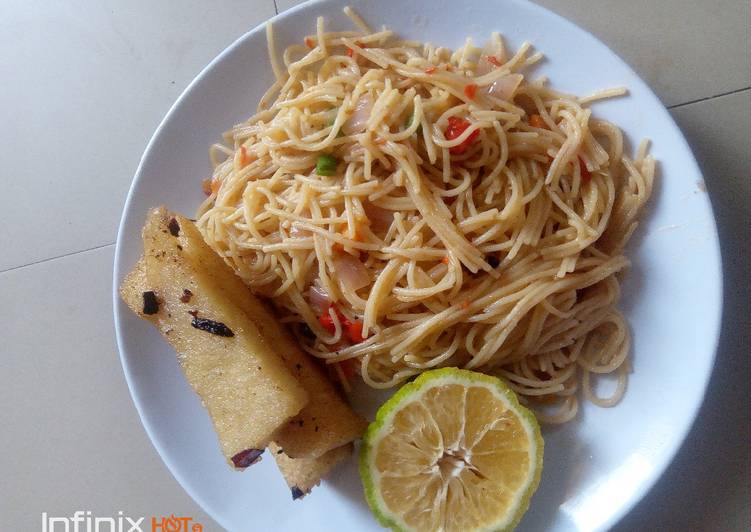 Step-by-Step Guide to Prepare Great Fried spaghetti | This is Recipe So Trending You Must Undertake Now !!