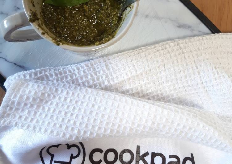 Step-by-Step Guide to Prepare Premiato Pesto 🍃