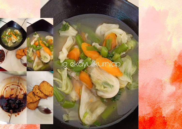 Resep Sop sayur + tempe bacem + sambel kecap (Menu diet), Enak Banget