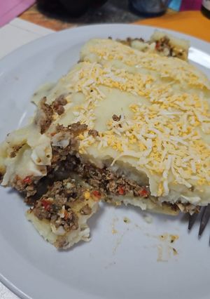Una foto de Pastel de papa y carne 🥩🥔