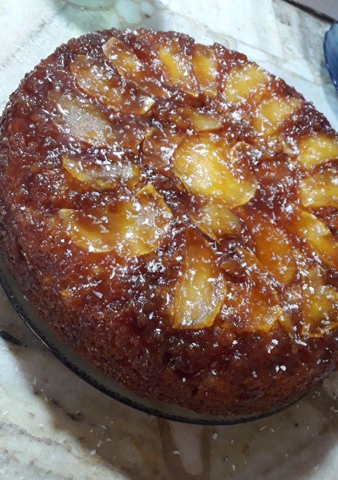 Una foto de Torta invertida de manzana