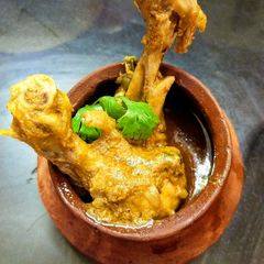 A picture of Dum Ki Murgh.