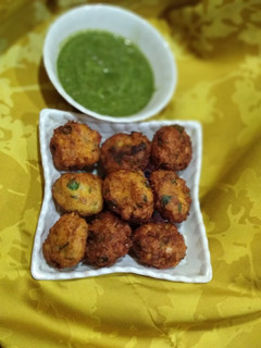 भुट्टे के पकोड़े रेसिपी मुख्य फोटो
