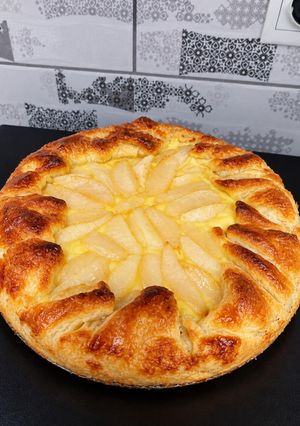 Körtés-pudingos pite leveles tésztából recept fotója