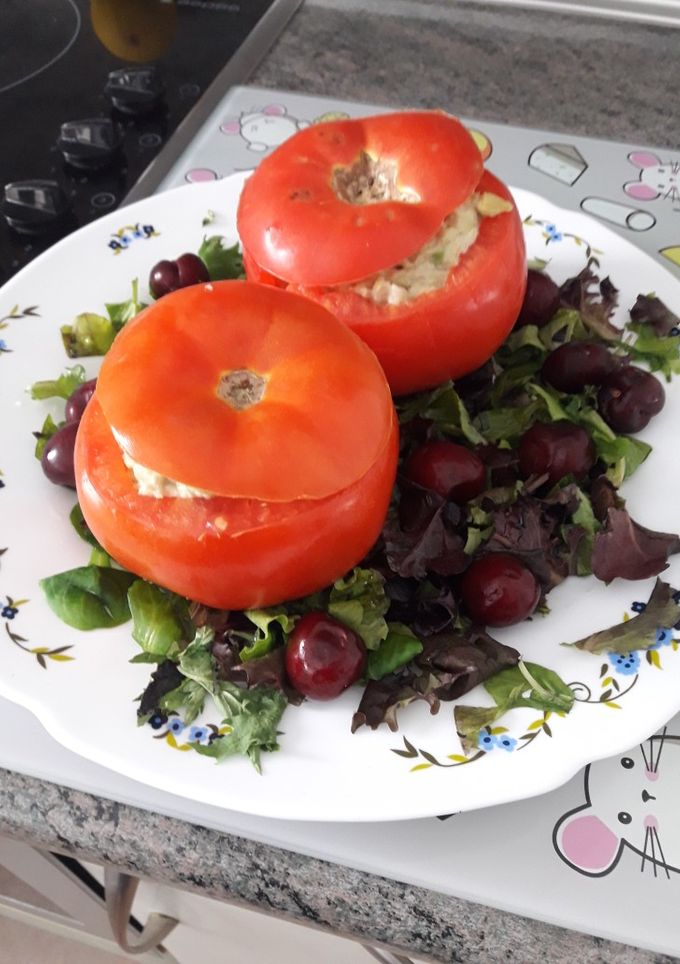 Una foto de Tomates rellenos