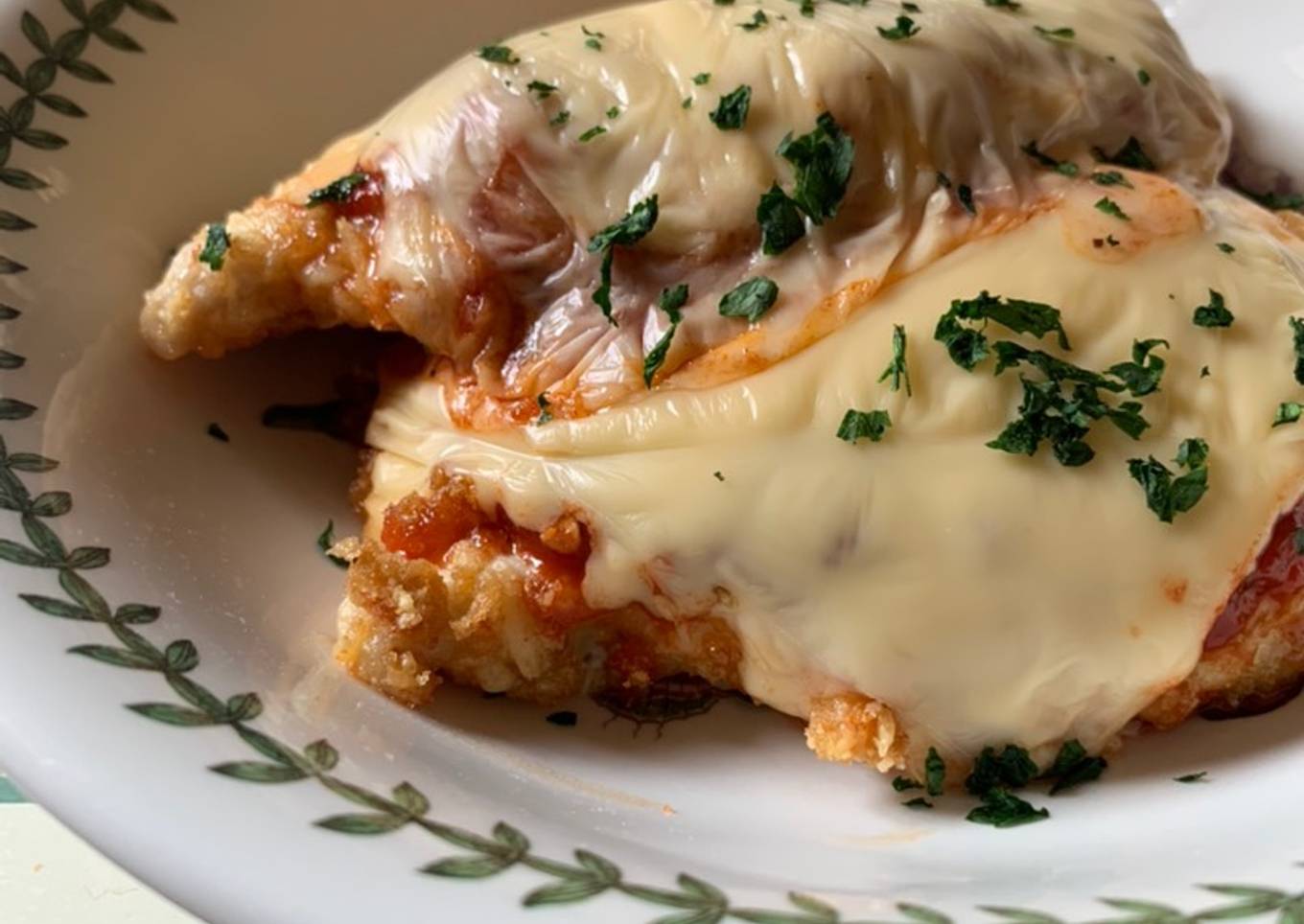 Low carb chicken parma