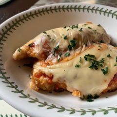 A picture of Low carb chicken parma.