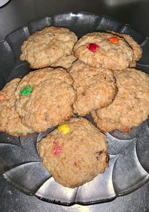 Una foto de Galletas de avena con M&M 🍪