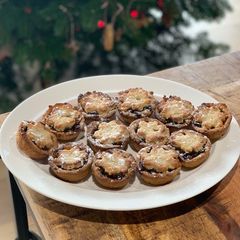 A picture of Vegan mince pies.