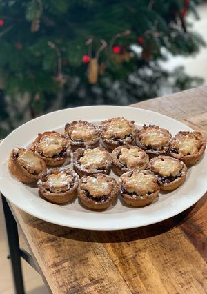 A picture of Vegan mince pies.