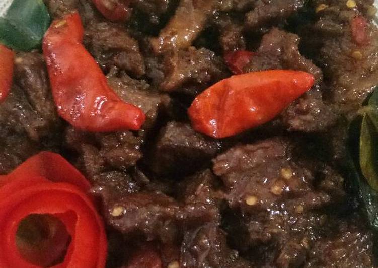 Bagaimana Menyiapkan #Kitaberbagi kenikmatan bersama.Kambing semur spesial pedass yang Bikin Ngiler