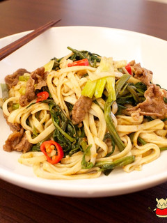 沙茶牛肉炒麵 的食譜成品照片