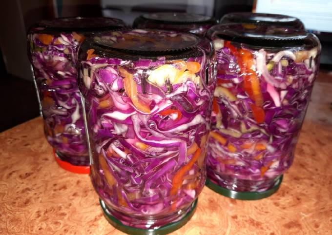 Салат из краснокочанной капусты на зиму: рецепты в банках