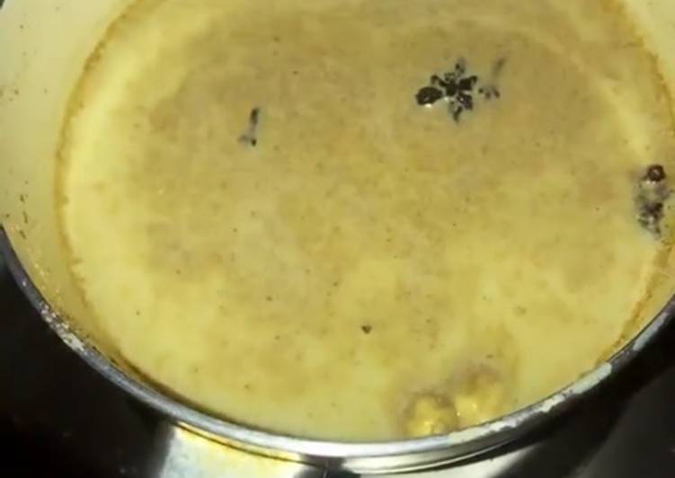 Chai Latte (indian milk tea)