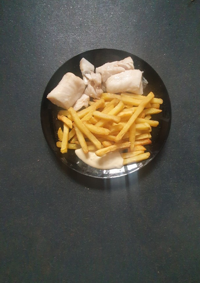 A picture of Cod and Chips.