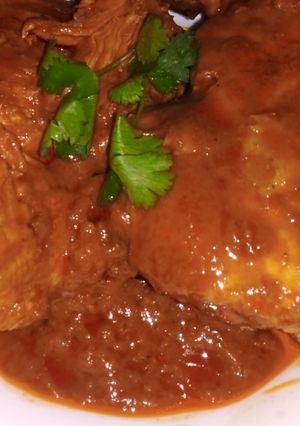 صورة لوصفة صدرت دجاج بصلصة حمراء ،🍗🍗😄😚