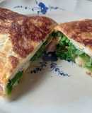 Omelette con rúcula