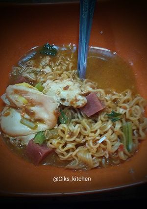 Foto resep Indomie Telor Kornet (INTERNET) / Mie Tektek Spesial