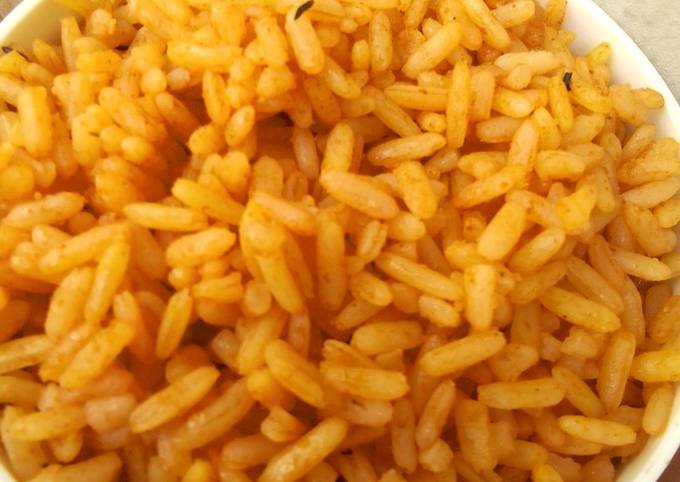 Fried Jollof Rice Recipe by Ifeoma Obianagha - Cookpad