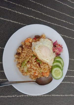 Foto resep Nasi goreng udang bumbu simpel