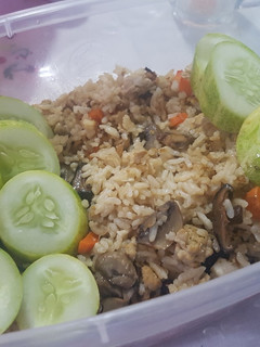 Foto resep Nasi Ayam Jamur Ricecooker(MPASI 18 bln)