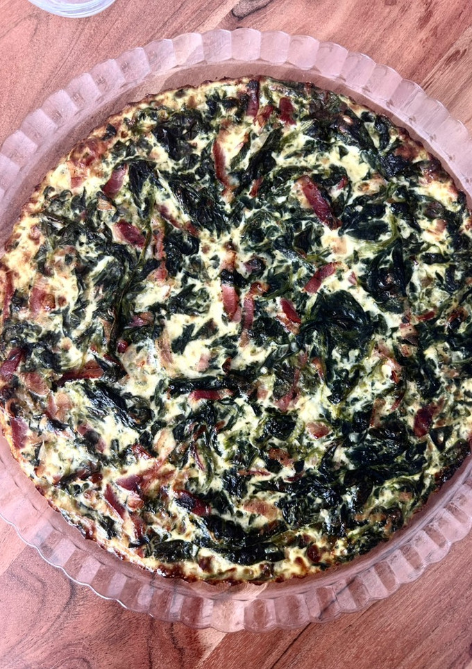 Una foto de Quiche de espinacas 🥬 y bacon 🥓