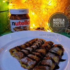 A picture of Nutella french toast rolls.