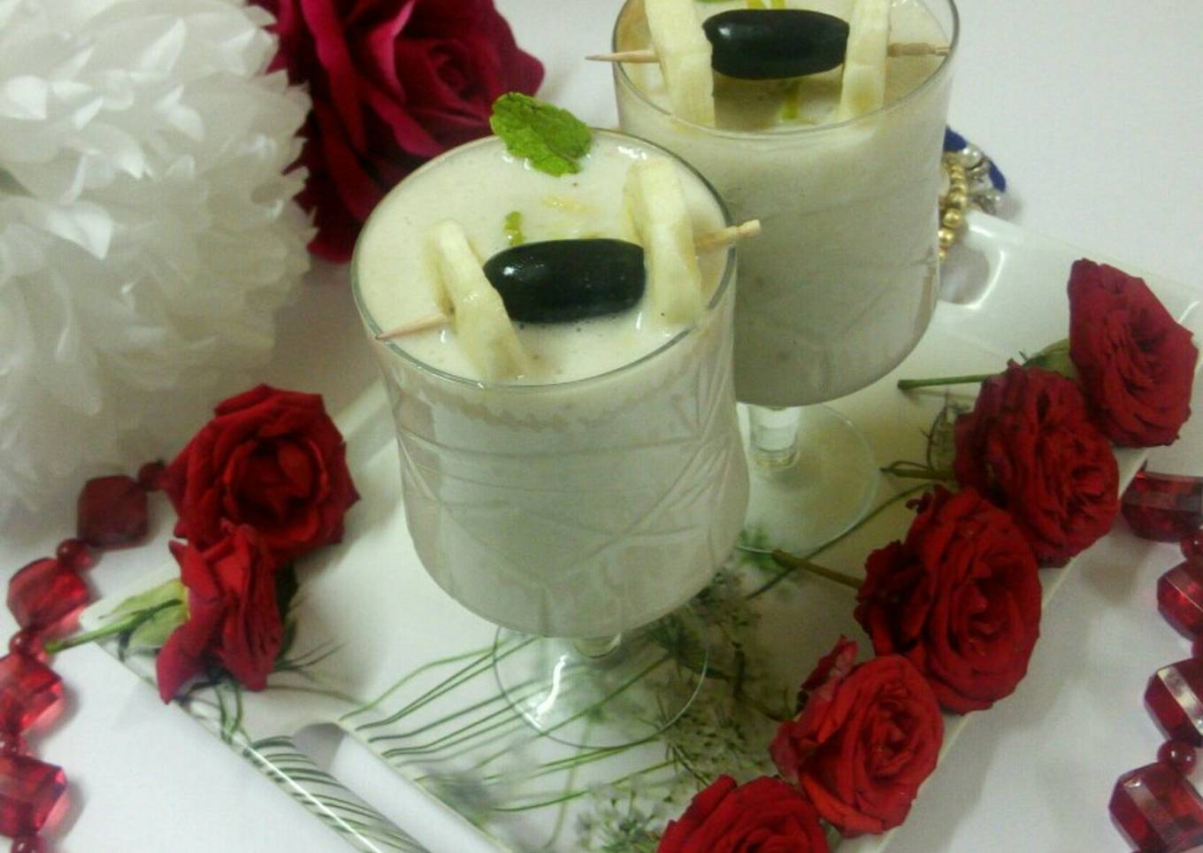 Yogurt banana smoothie