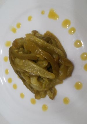 Una foto de Pimientos asados con salsa agridulce