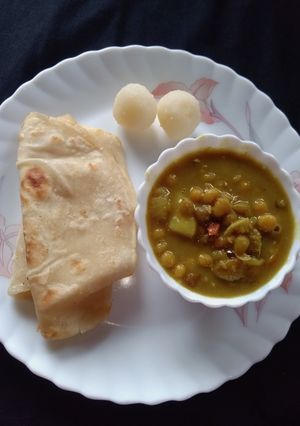 জলখাবার(jalkhabar recipe in Bengali) রেসিপির প্রধান ছবি