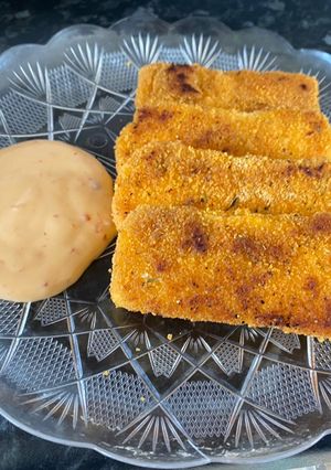 A picture of Breaded Halloumi cheese.