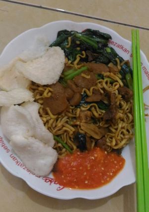 Foto resep Mie goreng sapi dan bakso