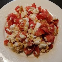 A picture of Egg with Tomato.