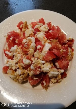 A picture of Egg with Tomato.
