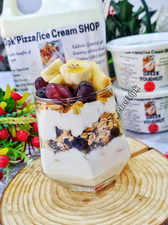 A picture of Yoghut Parfait.
