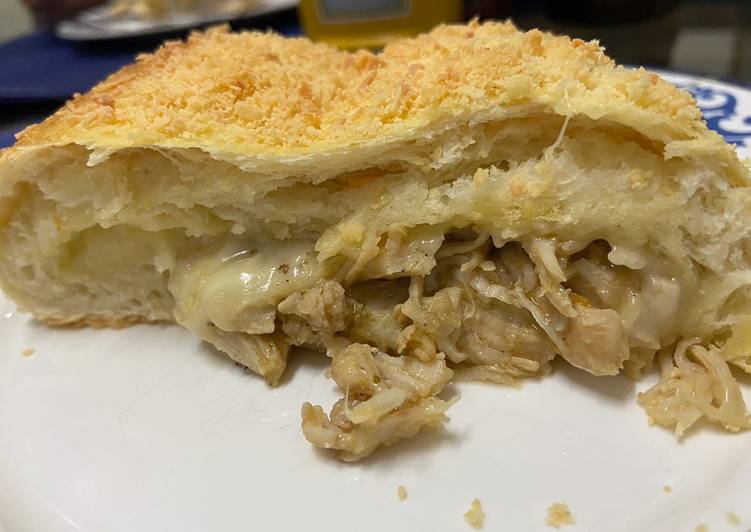 Pão caseiro recheado