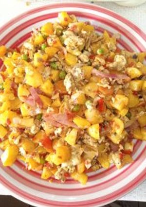 A picture of Egg and potatoes mix.