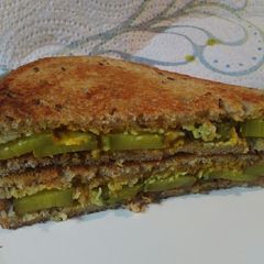 A picture of Pickle Sandwich.