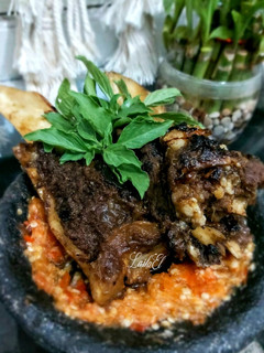 Foto resep Iga Bakar Penyet Sambel Bawang
